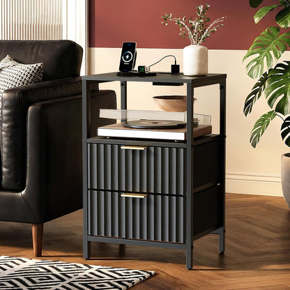 VINGLI Black Nightstands Set of 2 with Fabric Drawers, Fluted Nightstands with Charging Station, Night Stand Set of 2, Small Bedside Table, Bed Side Table/Night Stand with Charging Station for Bedroom