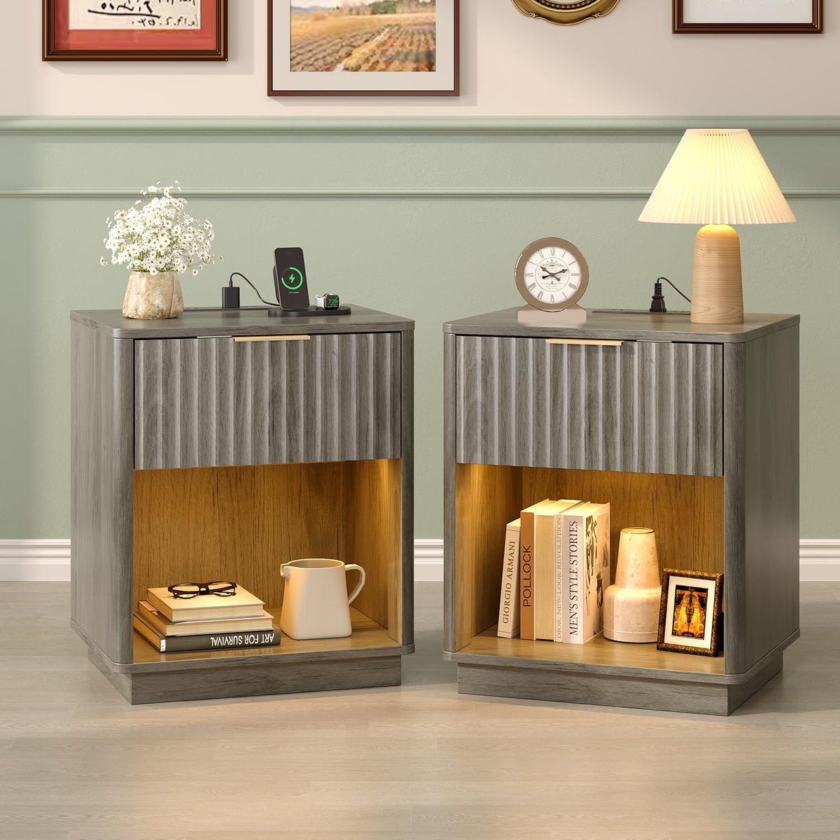 VINGLI Black Nightstands Set of 2 with Fabric Drawers, Fluted Nightstands with Charging Station, Night Stand Set of 2, Small Bedside Table, Bed Side Table/Night Stand with Charging Station for Bedroom