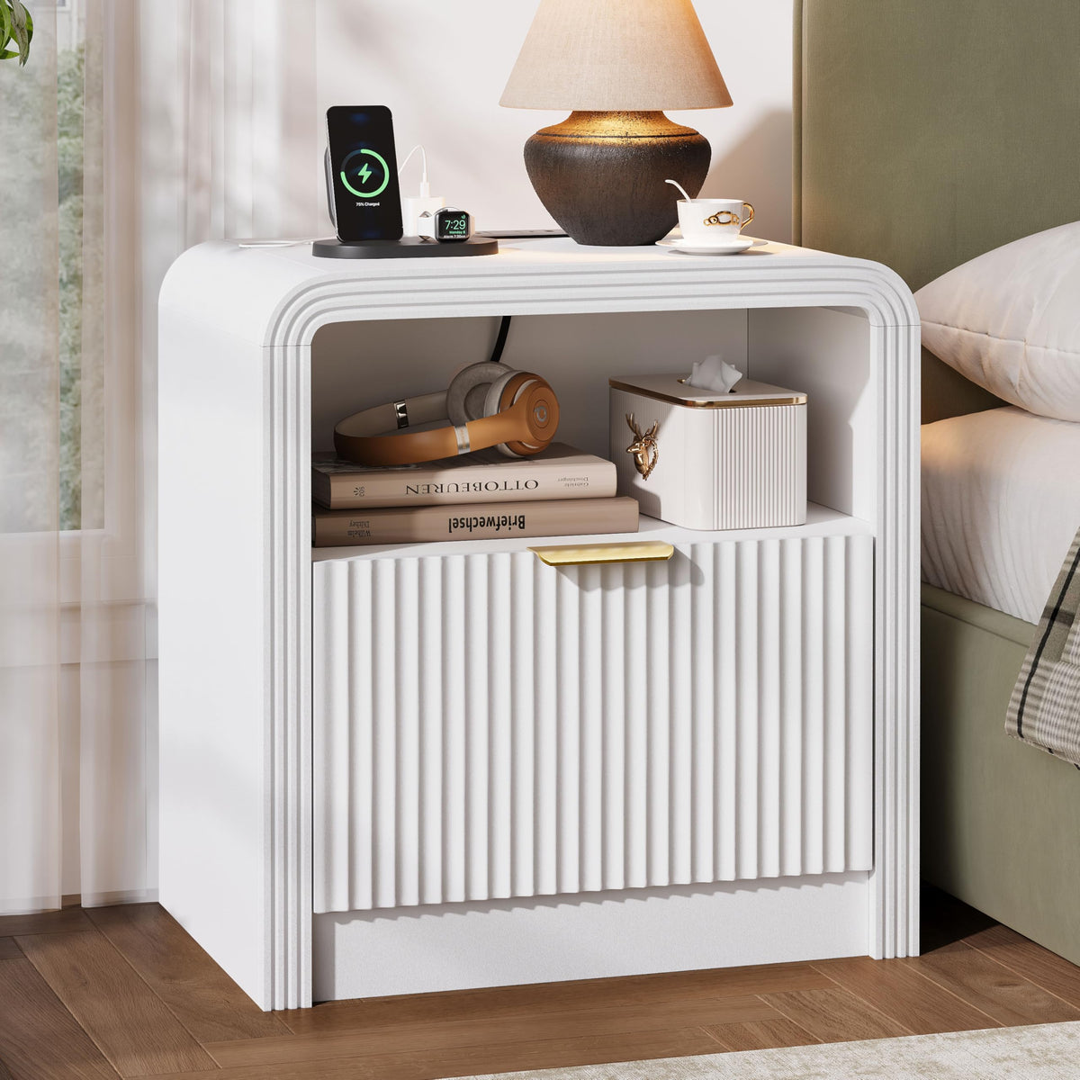 Decofy 23'' Wide Fluted Nightstand Set of 2 with Charging Station, Walnut