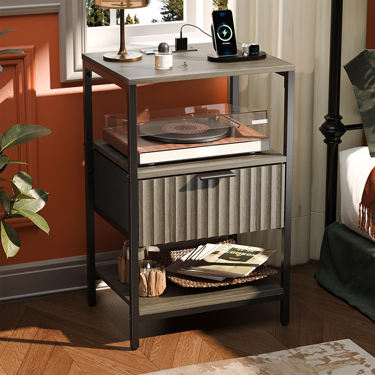 VINGLI Black Nightstands Set of 2 with Fabric Drawers, Fluted Nightstands with Charging Station, Night Stand Set of 2, Small Bedside Table, Bed Side Table/Night Stand with Charging Station for Bedroom